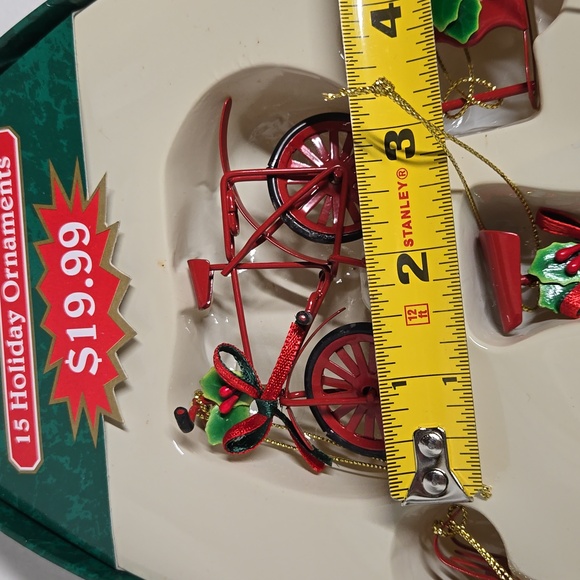 Vintage Christmas Ornaments SET of 15 Different Metal Red Green 1½ - 4" Retro - Picture 17 of 17